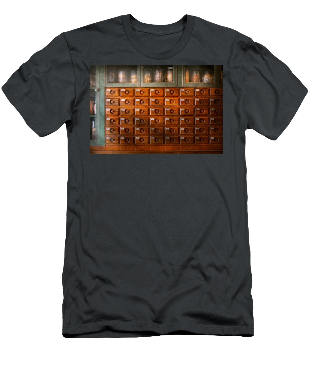 Pharmacy Chef Its a Draw Mike Savad T-Shirt