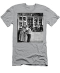 Pharmacy C 1900 Photo Researchers T-Shirt