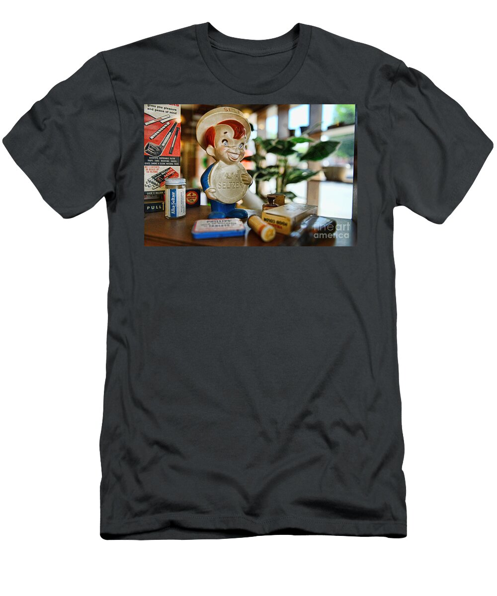 Pharmacy Speedy Alka Seltzer Vintage Advertising Paul Ward T-Shirt