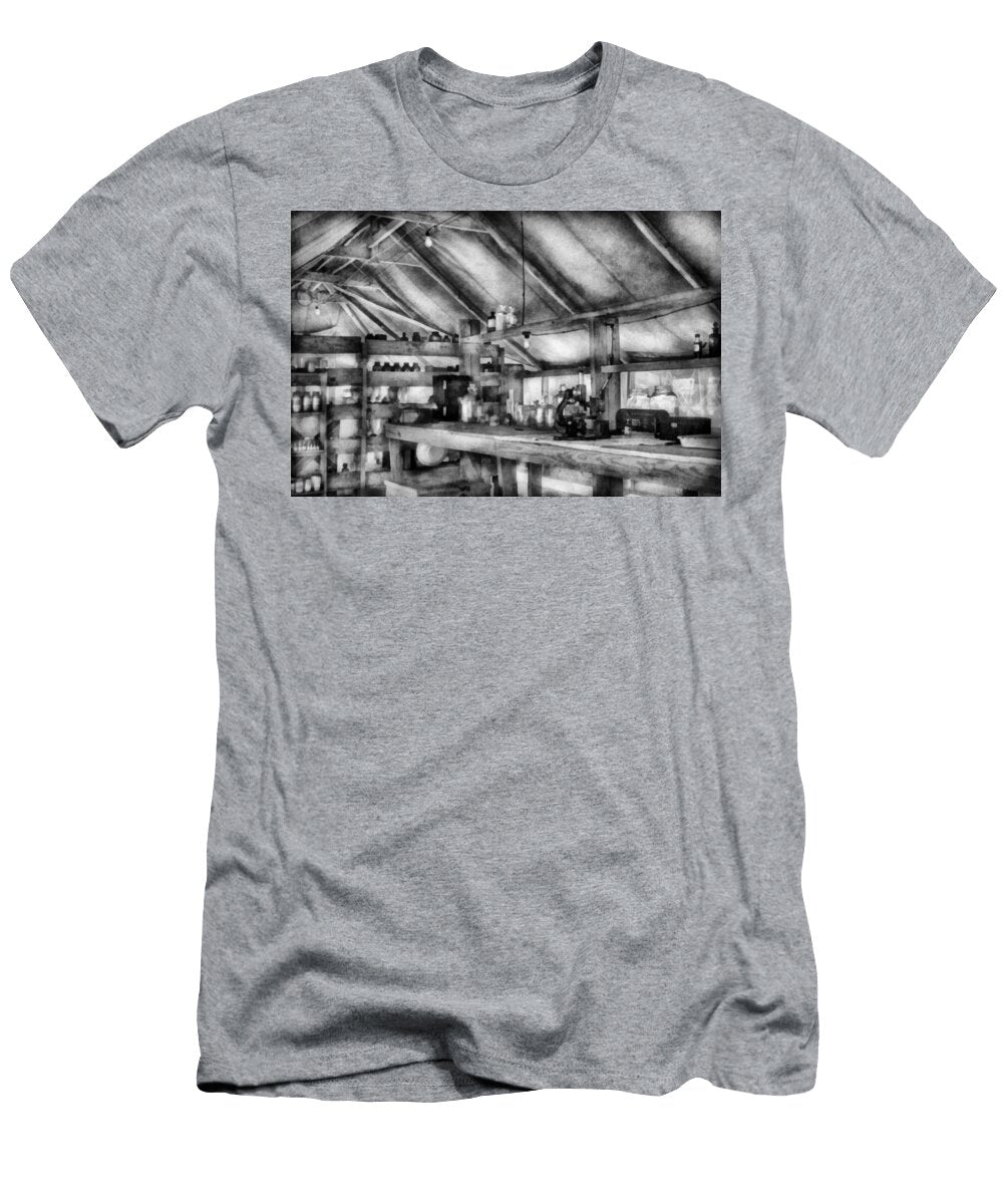 Pharmacy Wwii Camp Sibert Station Hospital Lab Mike Savad T-Shirt