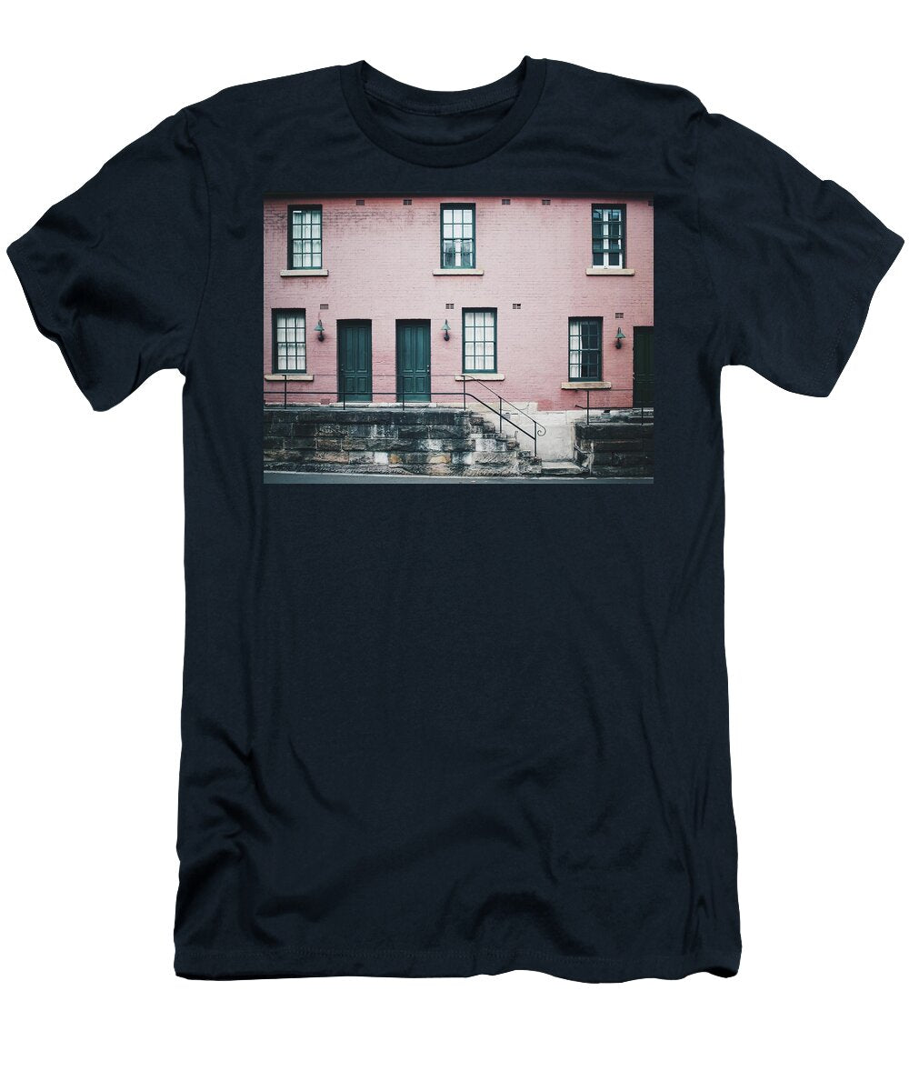 Photo of Building with Stairs the Rocks Australia Julien T-Shirt