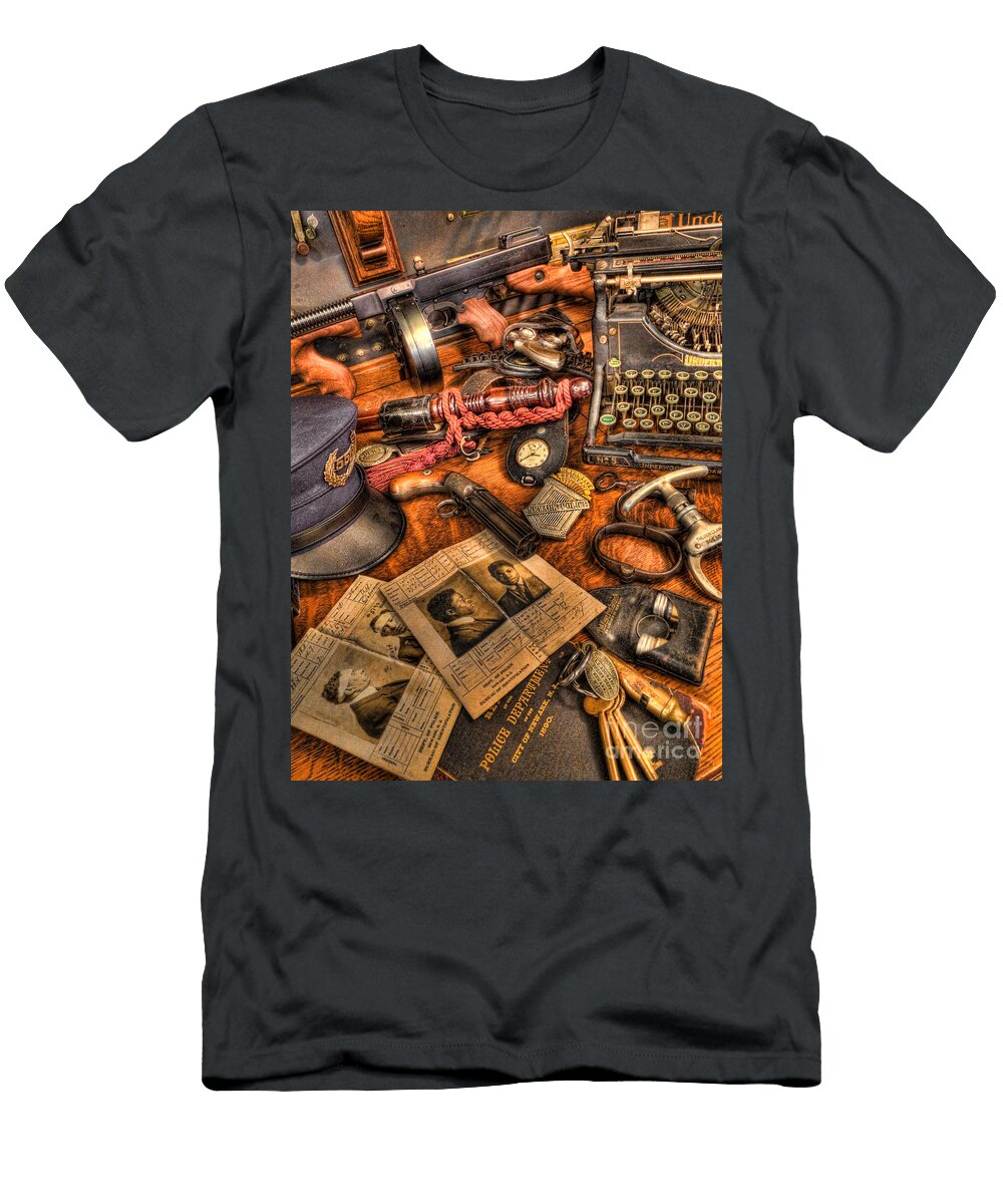 Police Officer the Detectives Desk Lee Dos Santos T-Shirt