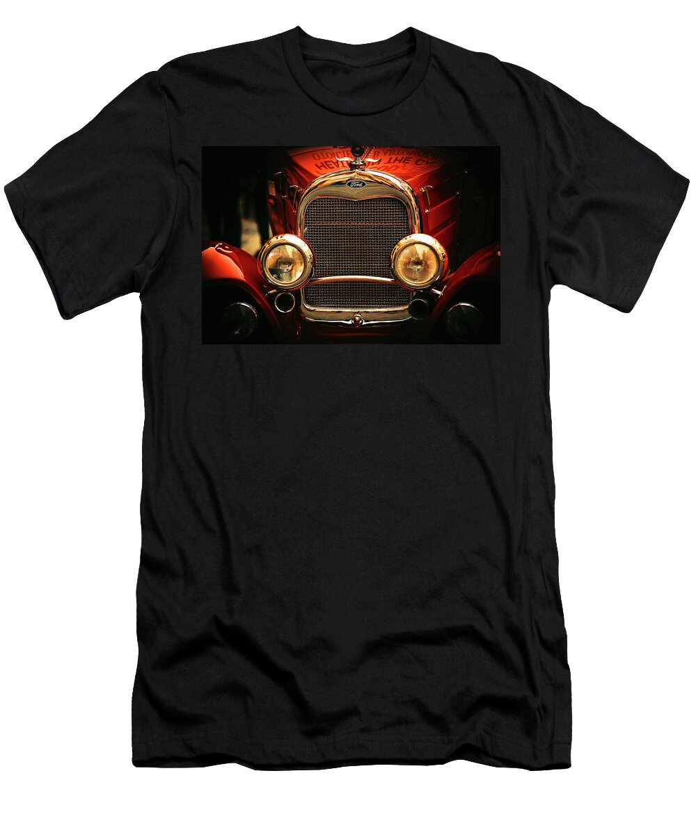 Red Retro Ford Car Jenny Rainbow T-Shirt