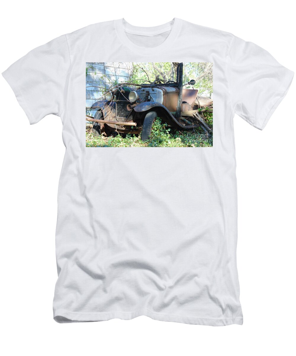 Rust in Piece Tammy Miller T-Shirt