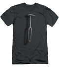 Rustic Hammer in Bw Yopedro T-Shirt
