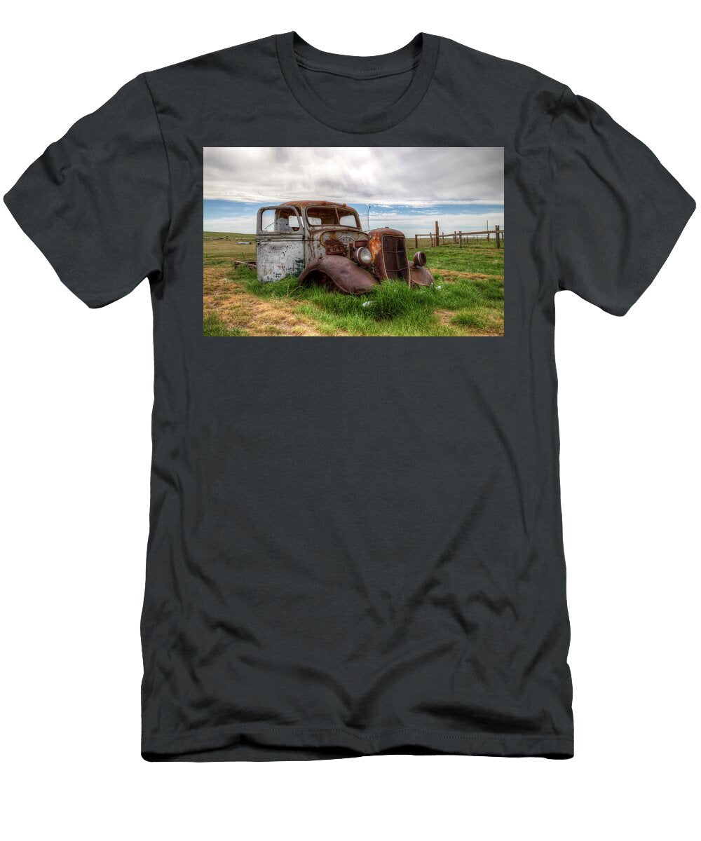 Rusty Old Farm Truck Chad Rowe T-Shirt