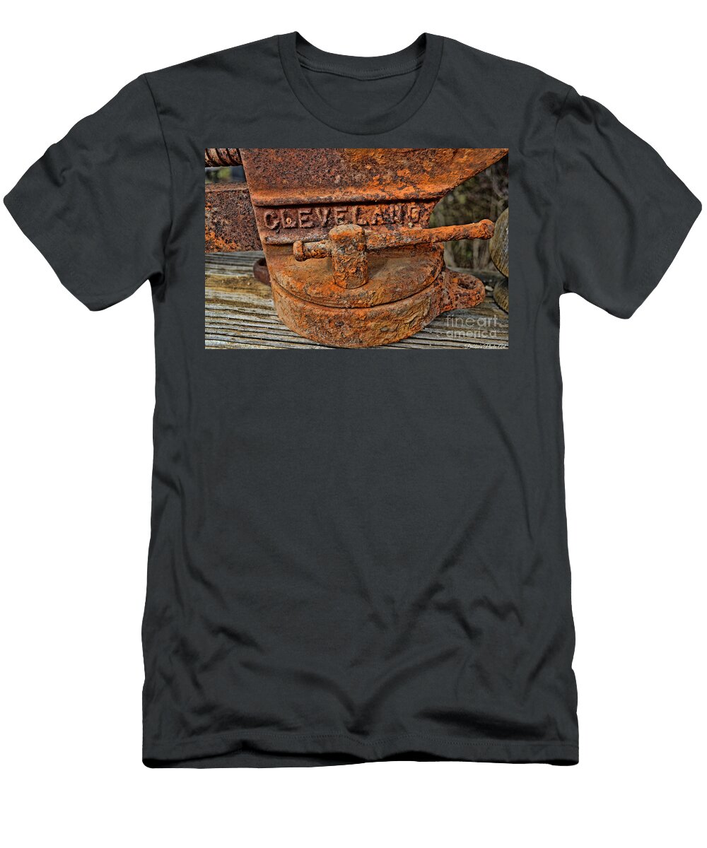 Rusty Vise 1 Debbie Portwood T-Shirt