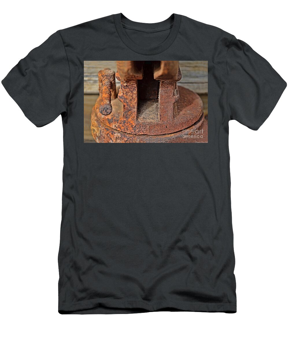 Rusty Vise Iii Debbie Portwood T-Shirt