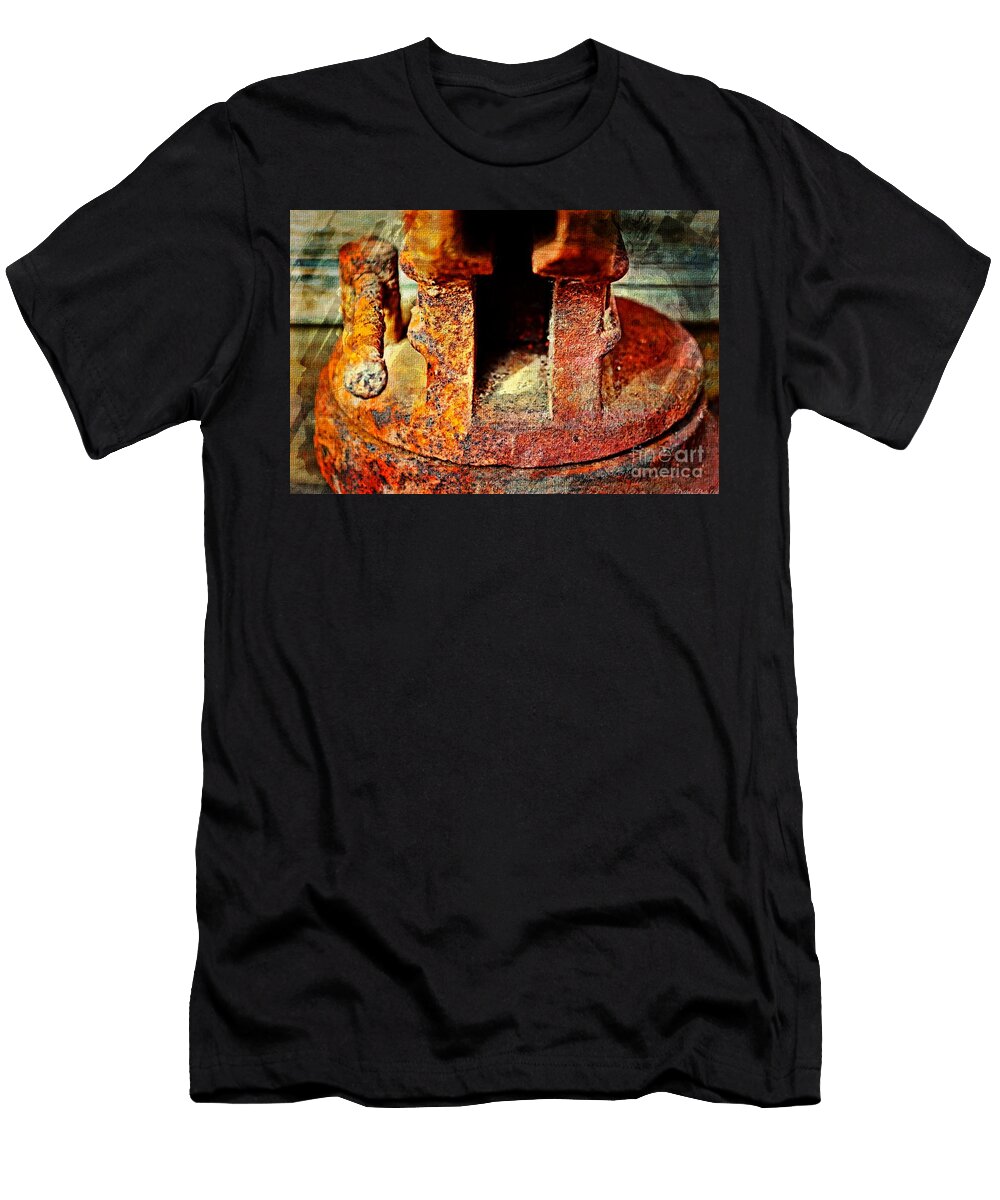 Rusty Vise Iv Debbie Portwood T-Shirt