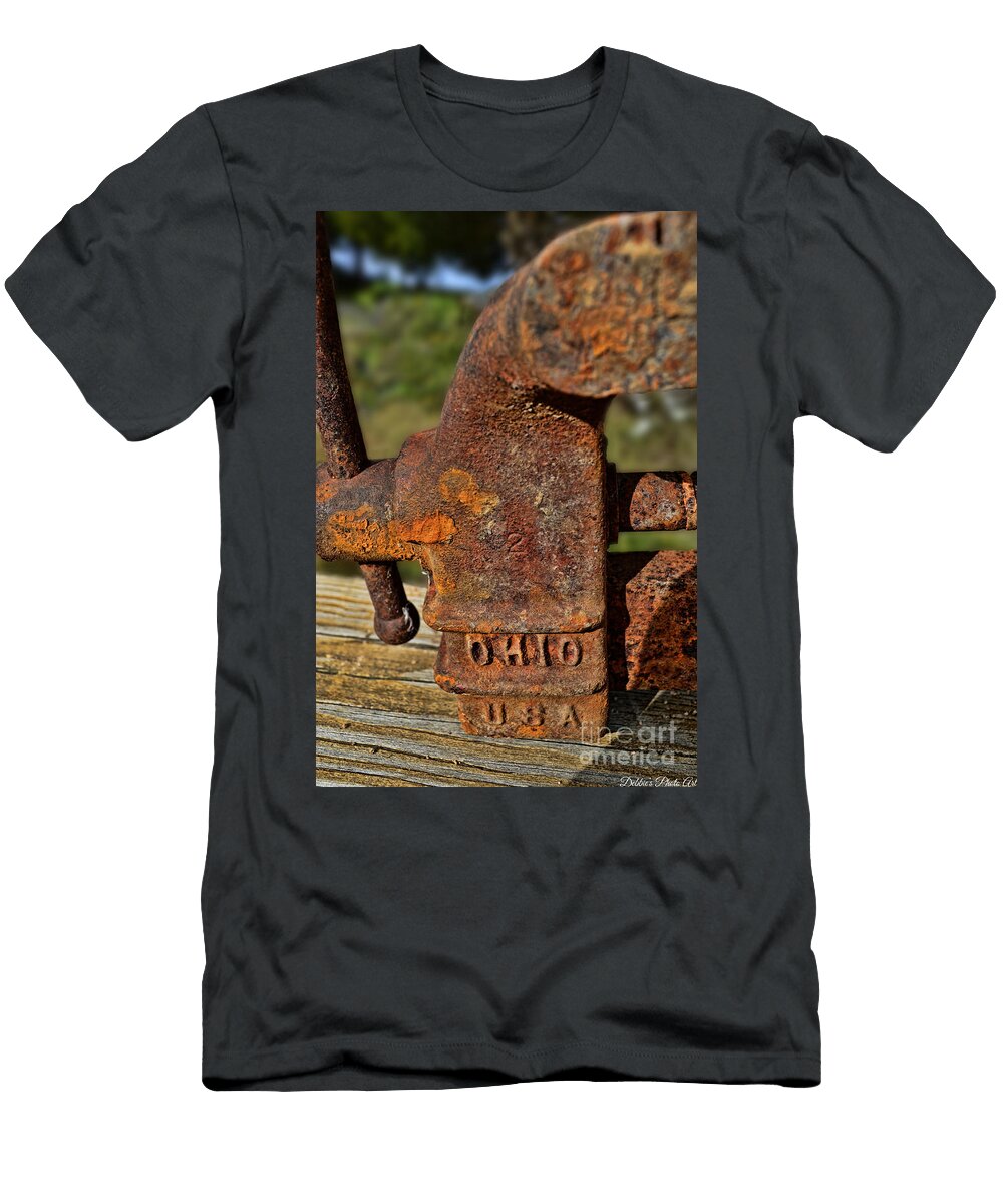 Rusty Vise V Debbie Portwood T-Shirt