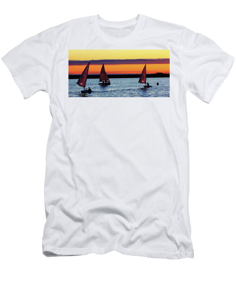 Sailing Into the Sunset Robin Lane T-Shirt