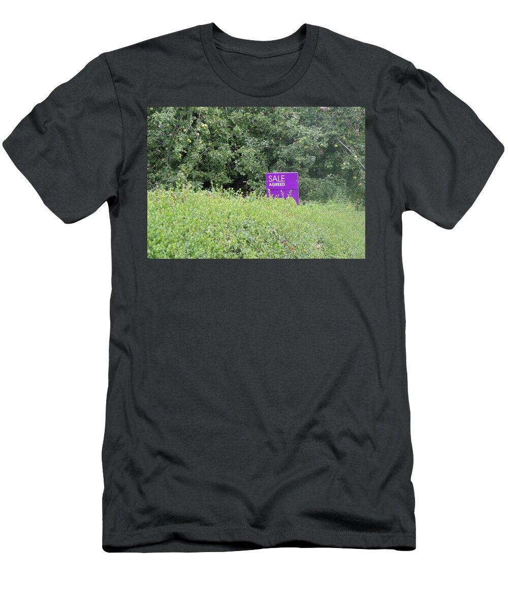 Sale Agreed Sign on a House Ron Morgans T-Shirt