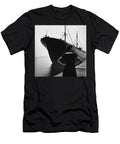 She Inspects the Shipyard During Castoff Yopedro T-Shirt