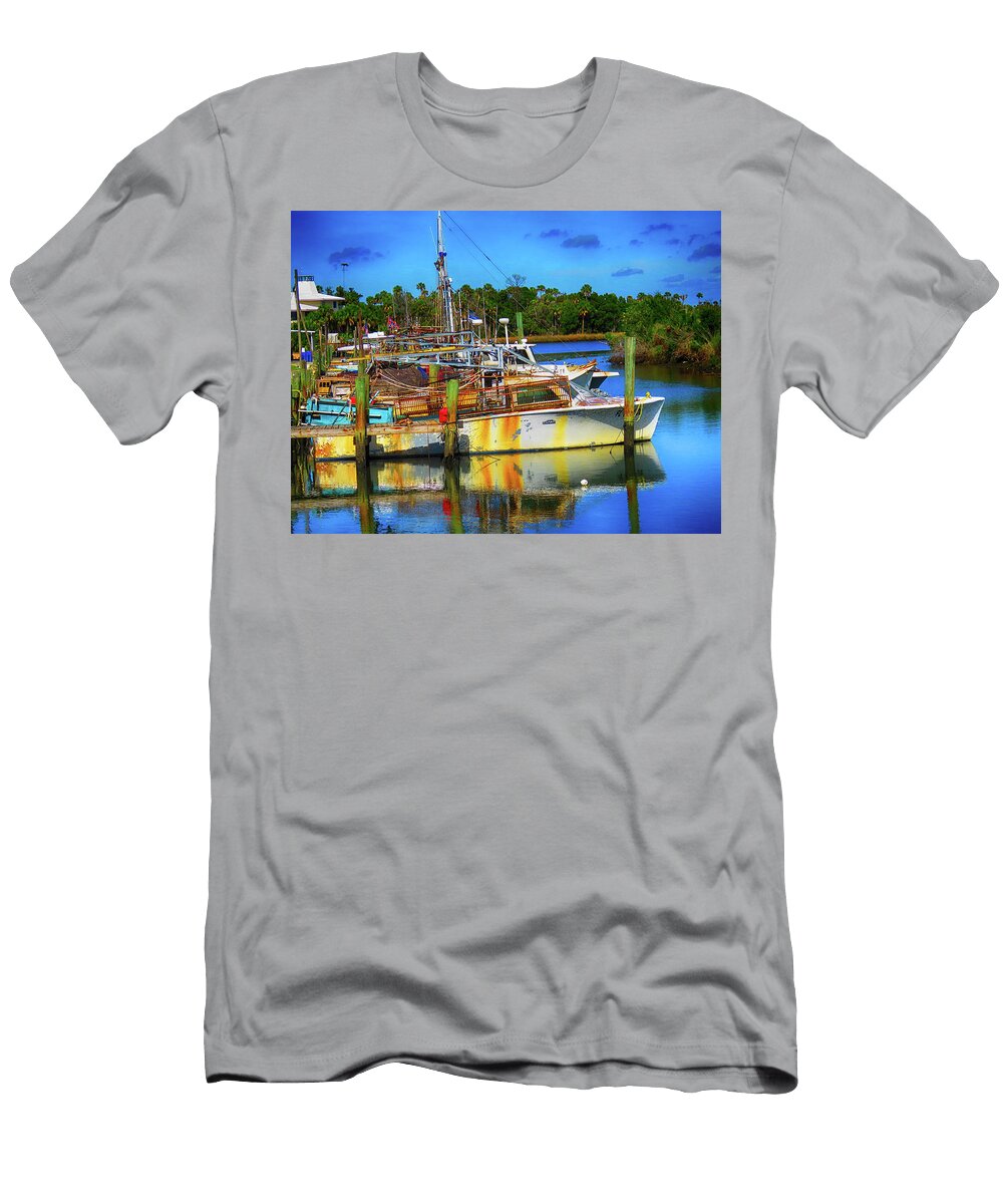 Shrimp Landing in Full Color Mario Carta T-Shirt