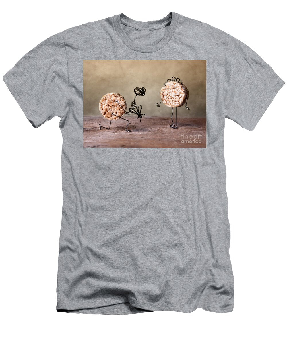 Simple Things 06 Nailia Schwarz T-Shirt