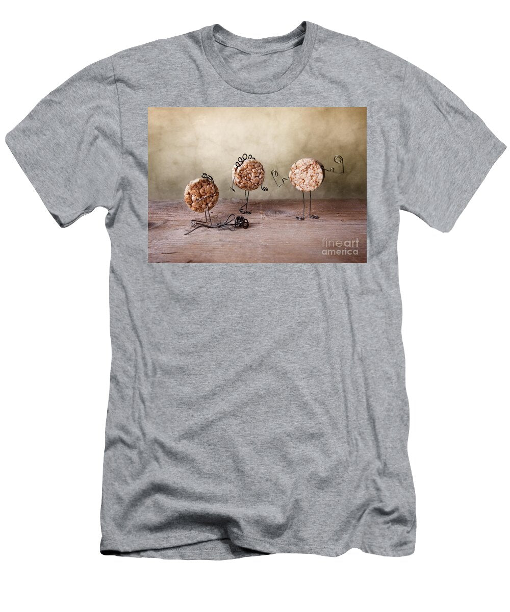 Simple Things 07 Nailia Schwarz T-Shirt