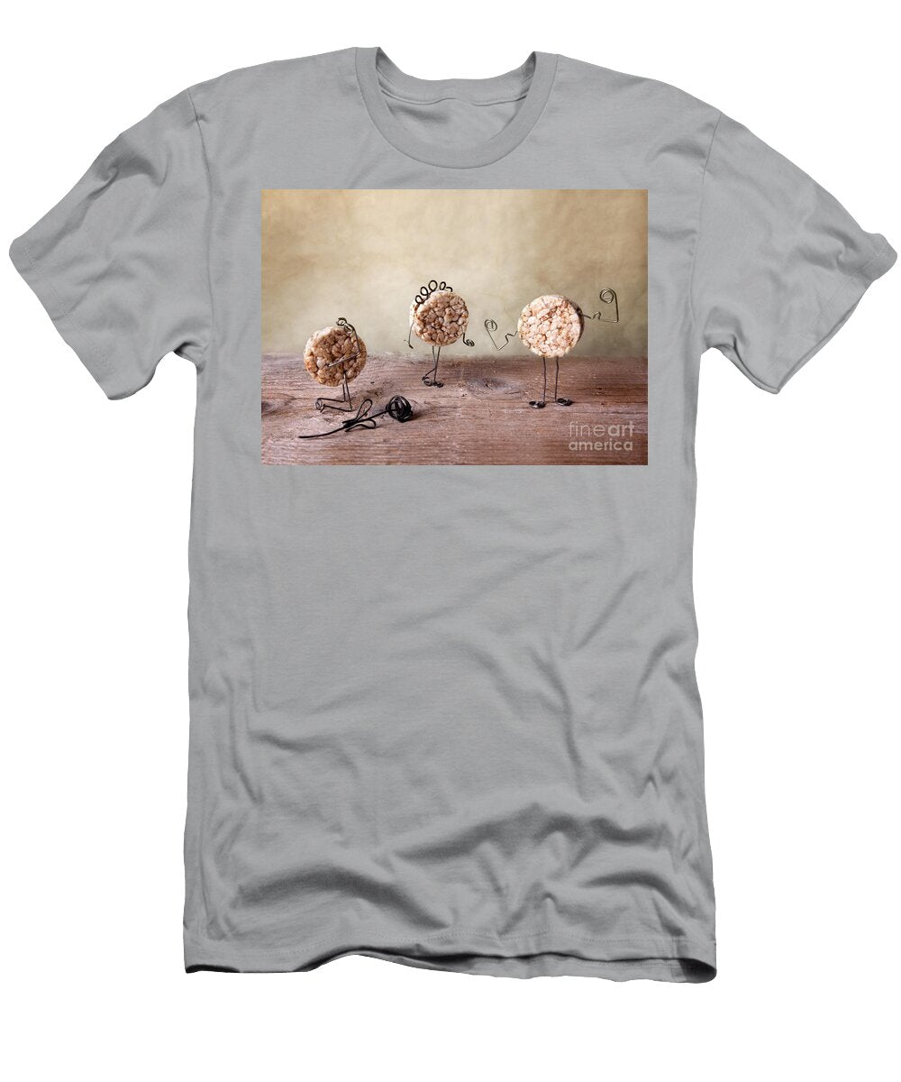 Simple Things 09 Nailia Schwarz T-Shirt