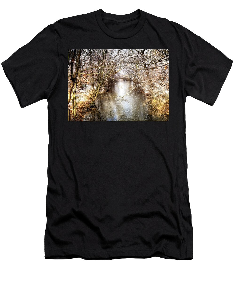 Snowy Creek in Babylon Long Island Vicki Jauron T-Shirt