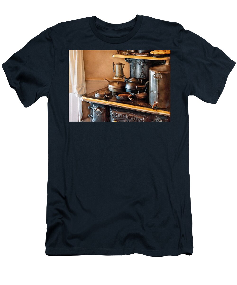 Stove Breakfast At My Great Grandmothers Mike Savad T-Shirt