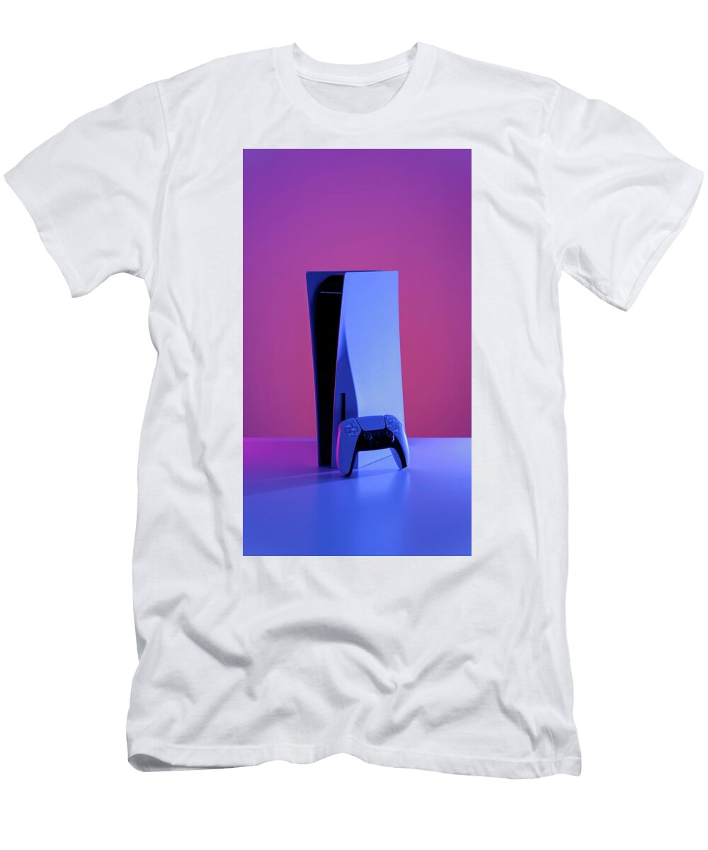 Synthwave Gamer Madness 21 Frank Designs T-Shirt