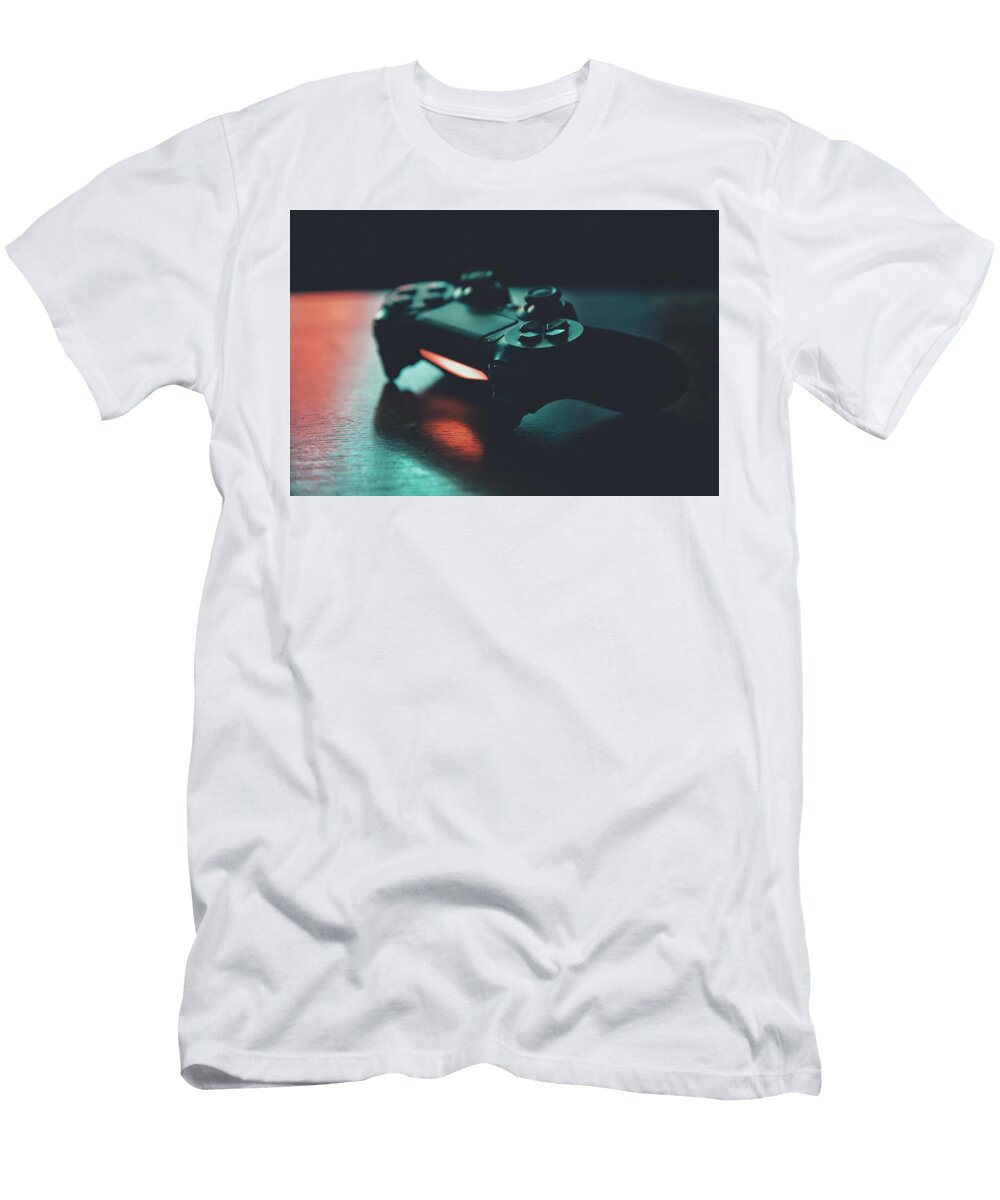 Synthwave Gamer Madness 3 Frank Designs T-Shirt