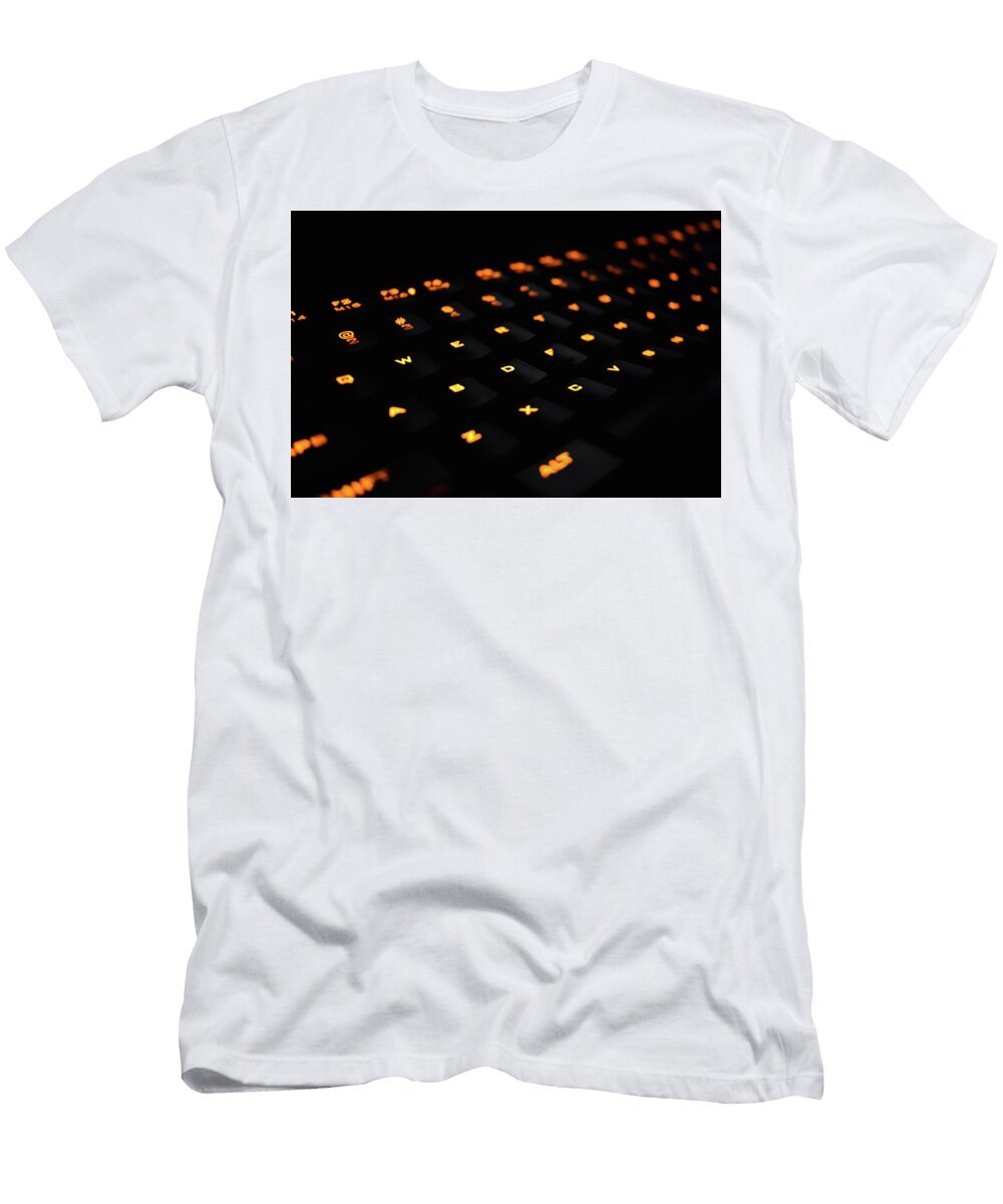 Synthwave Gamer Madness 30 Frank Designs T-Shirt