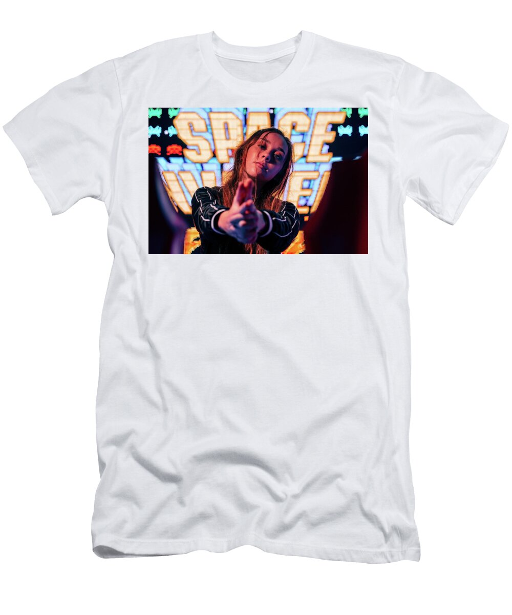 Synthwave Gamer Madness 46 Frank Designs T-Shirt