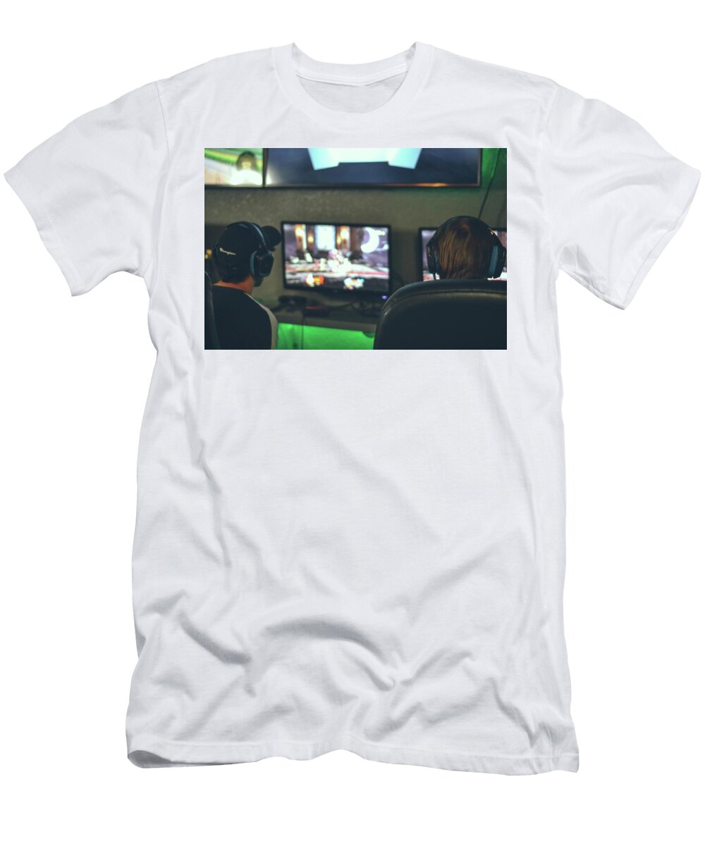 Synthwave Gamer Madness 47 Frank Designs T-Shirt