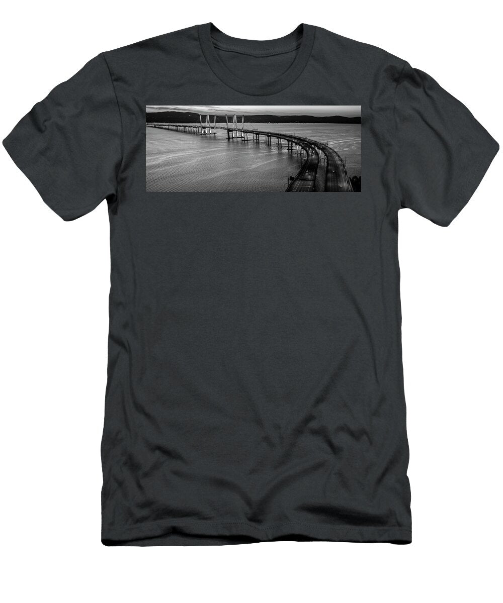 Tappan Zee Bridge Pano Bw Susan Candelario T-Shirt