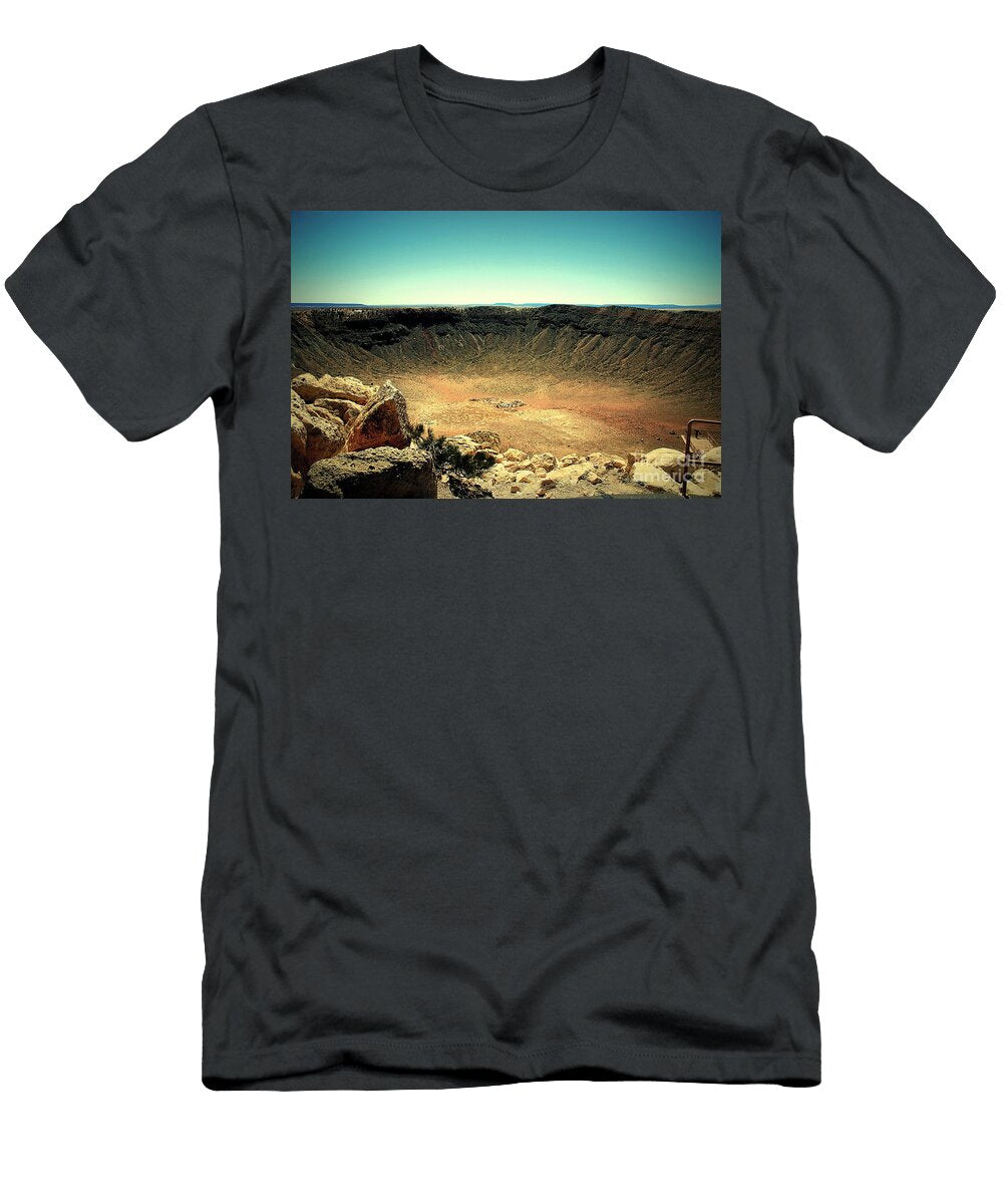 The Meteor Crater in Az Susanne Van Hulst T-Shirt
