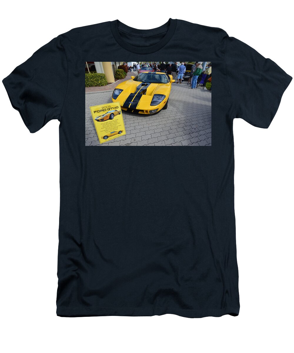 The Yellow Bullit 2005 Ford G T 40 Don Columbus T-Shirt
