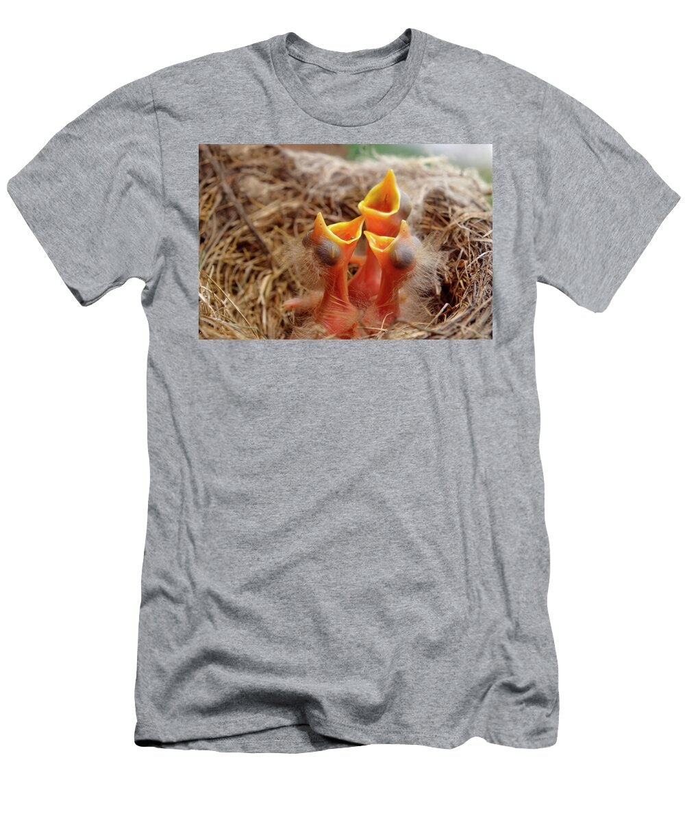 Three Blind Newly Hatched Robin Chicks in Nest Reaching with Ope Reimar Gaertner T-Shirt
