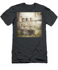 Tin Washtub in Yard Yo Pedro T-Shirt