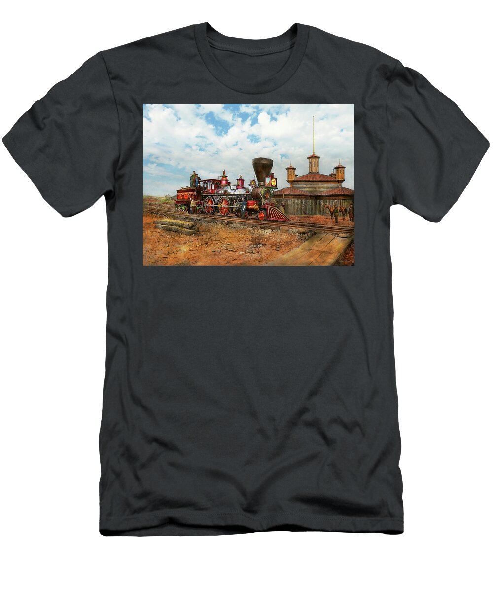 Train Civil War US Military Engine 133 1863 Mike Savad T-Shirt