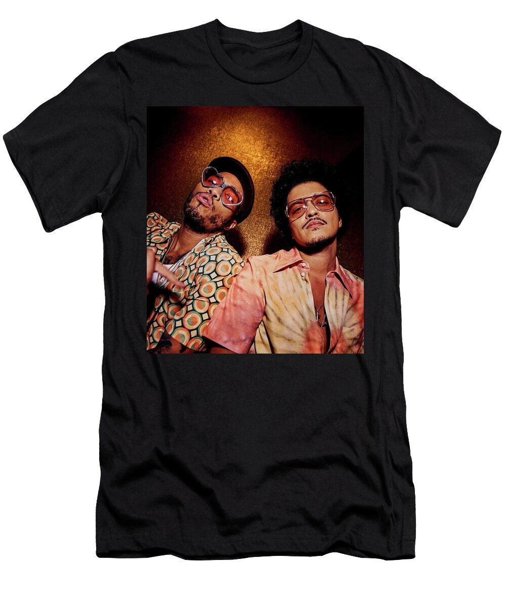 Twin Couple Dalton Simonis T-Shirt