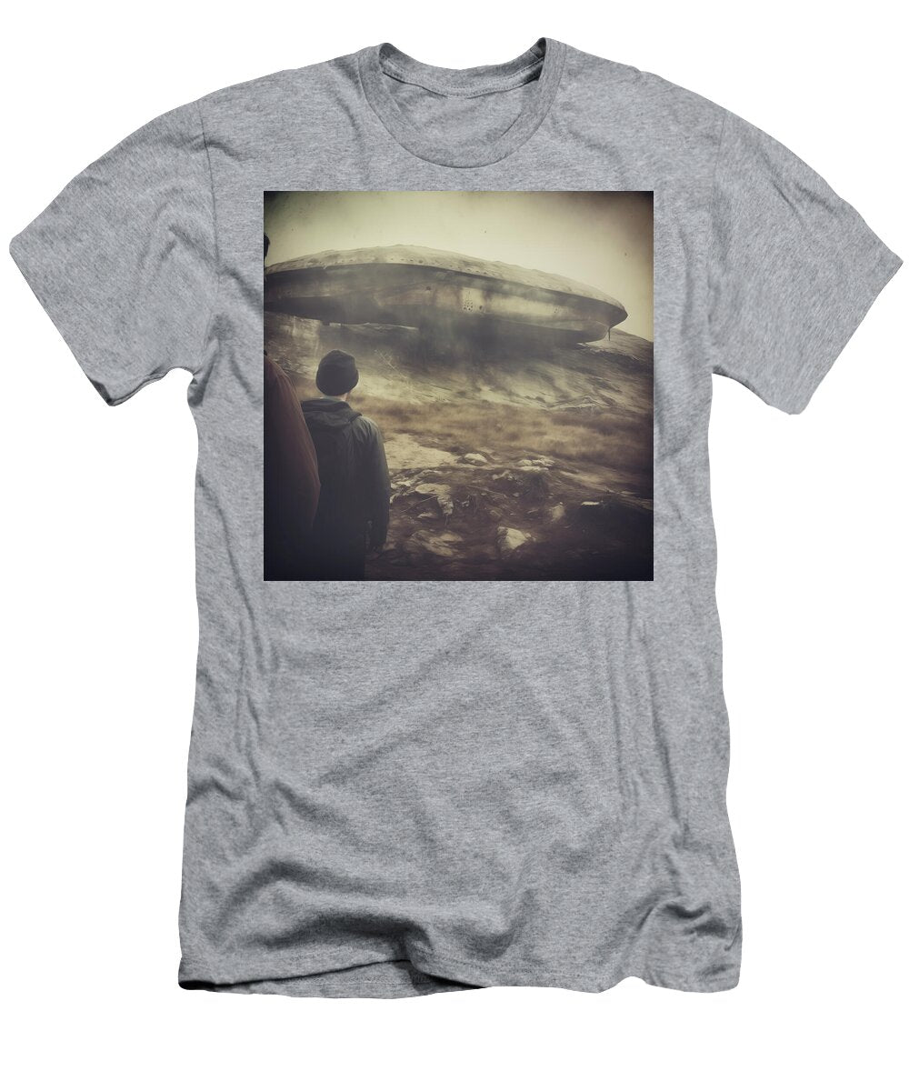 Ufo Setting Down in the Wilderness 176 Yo Pedro T-Shirt