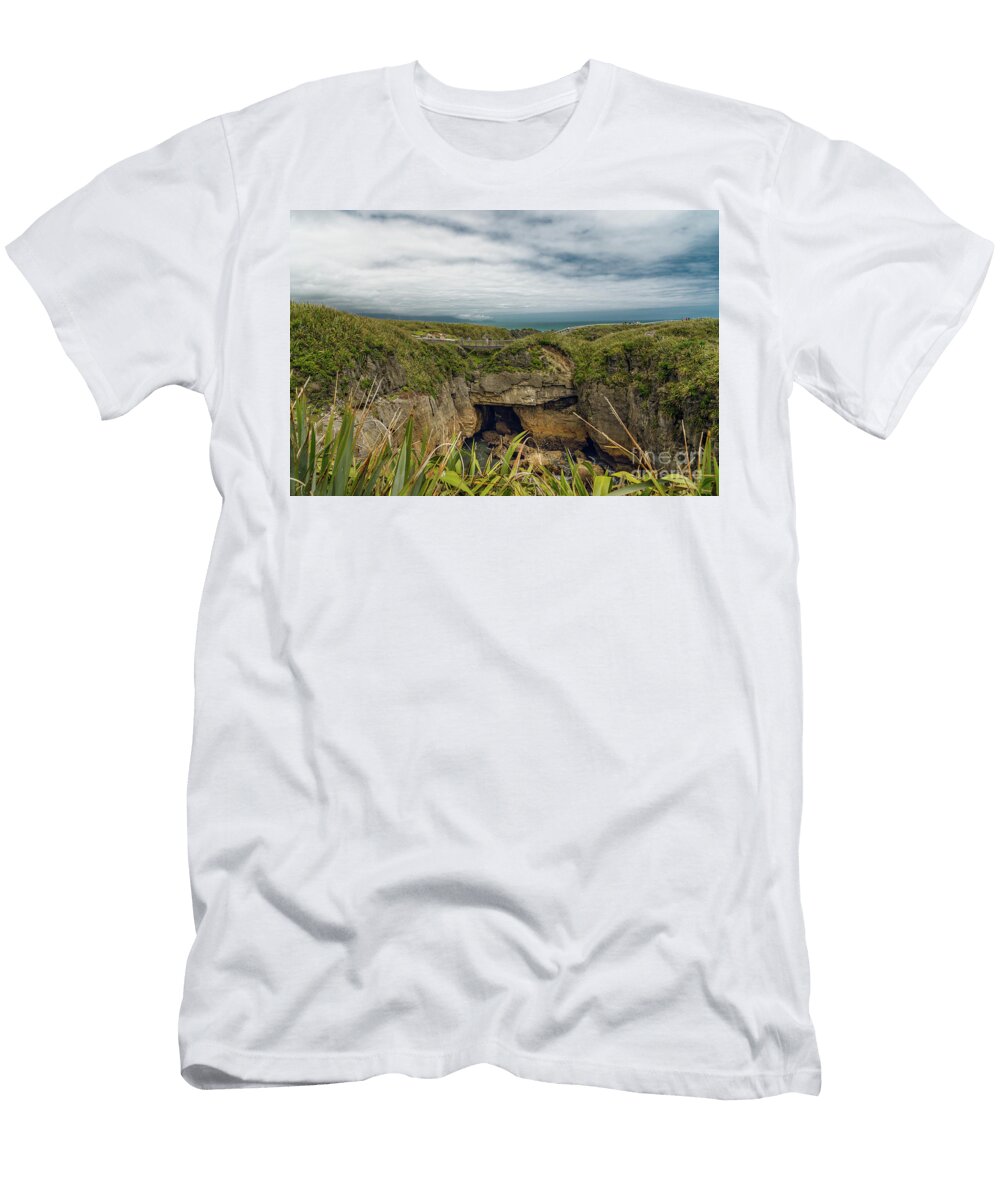 Up and Down Hanna Tor T-Shirt