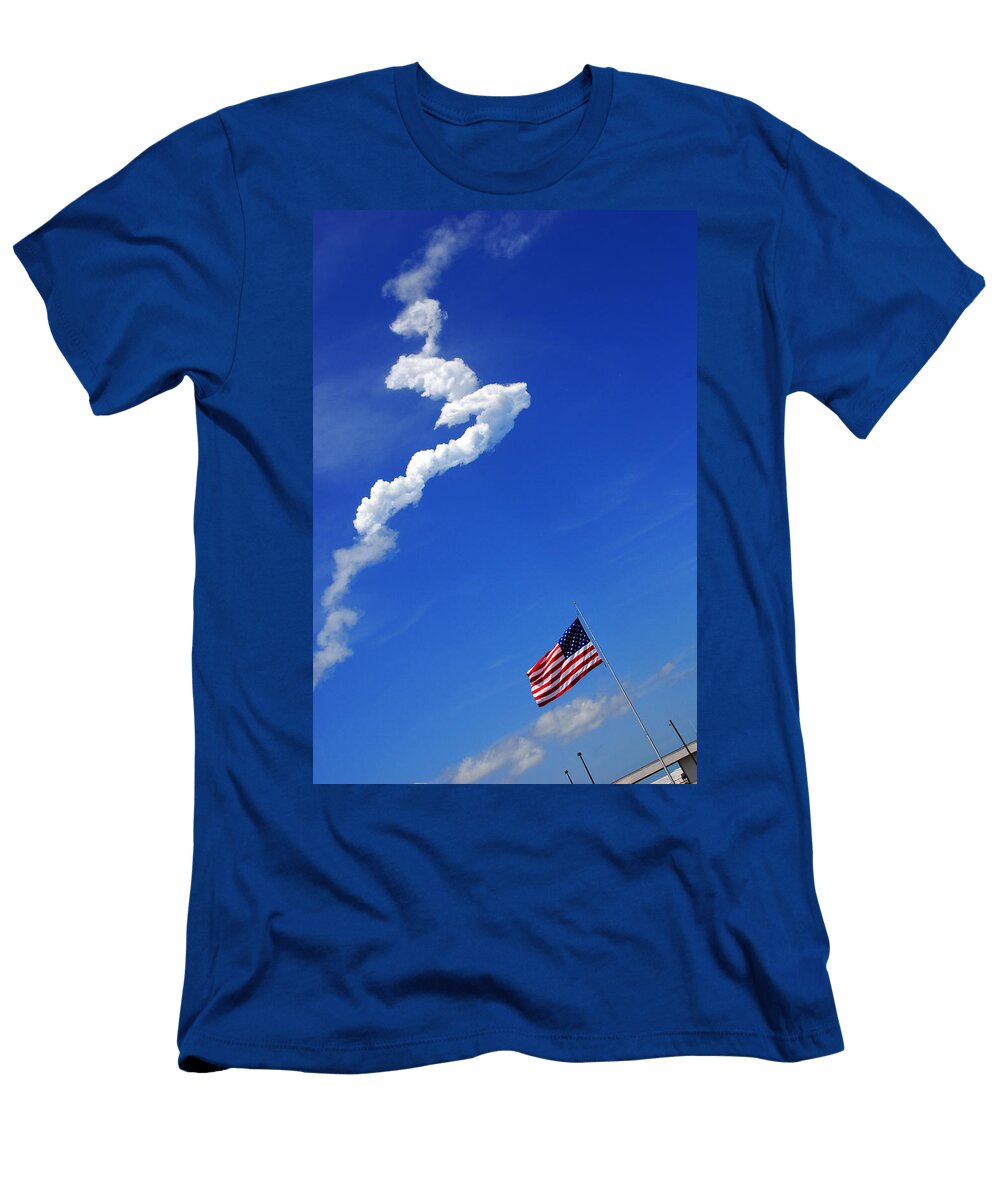 Up Up to the Sky the Shuttle Is Gone Susanne Van Hulst T-Shirt