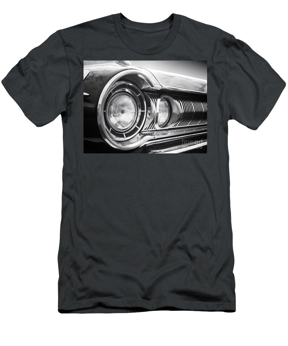 US American Classic Car 1964 Chrome Radiator Grill Beate Gube T-Shirt