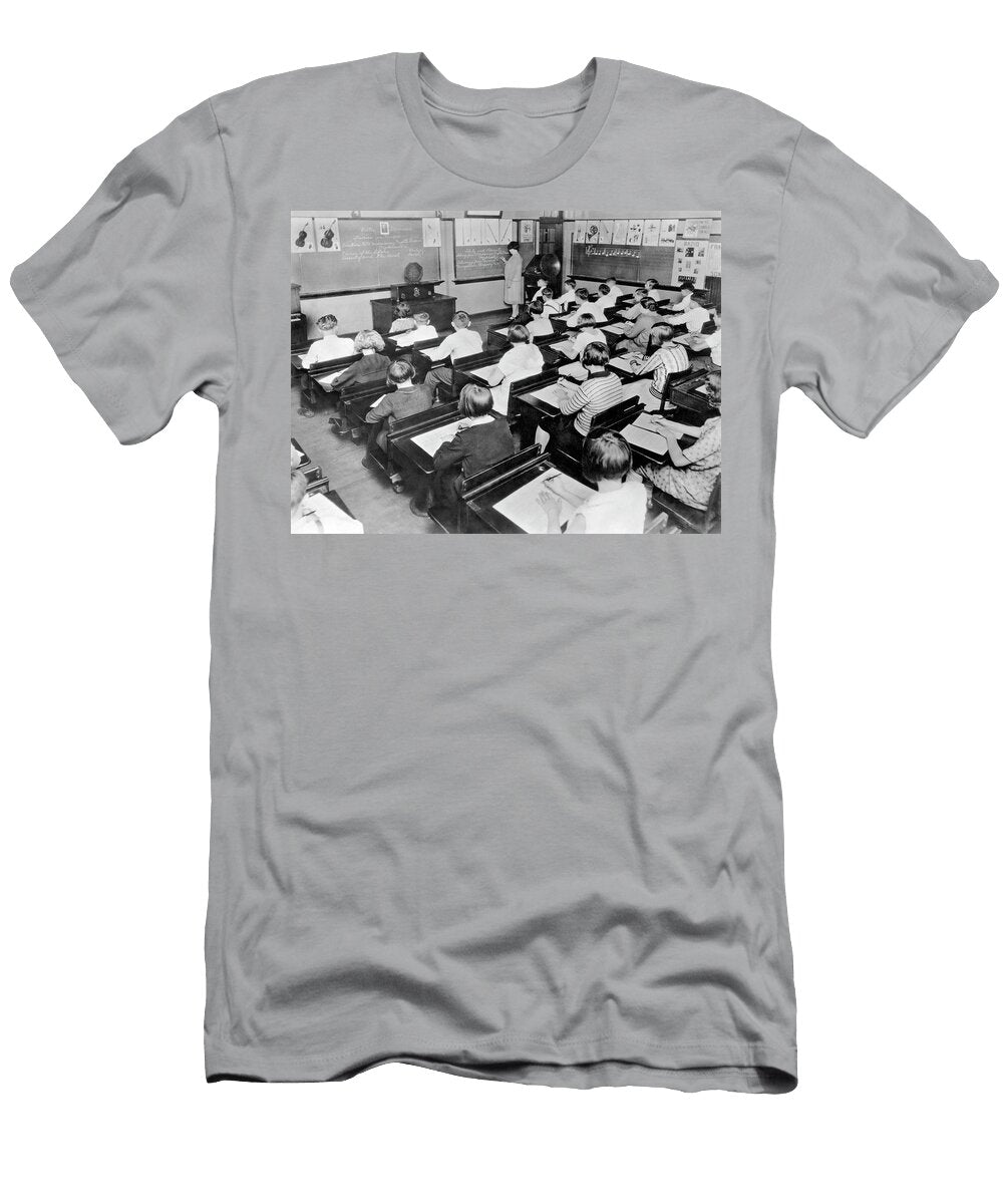 Using a Radio in the Classroom Underwood Archives T-Shirt