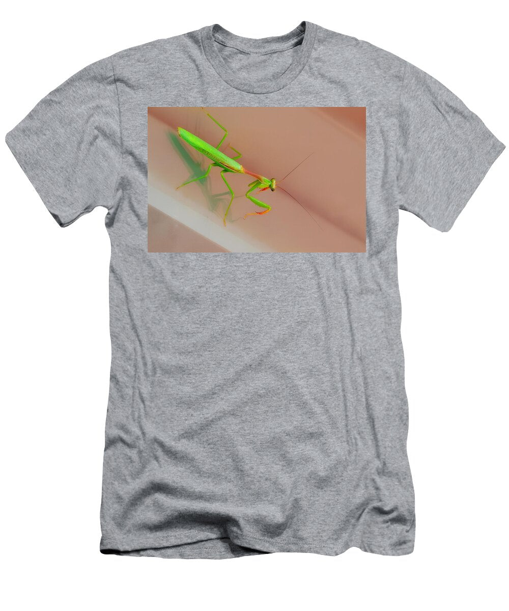 Vibrant Green Praying Mantis Mario G Rivera T-Shirt