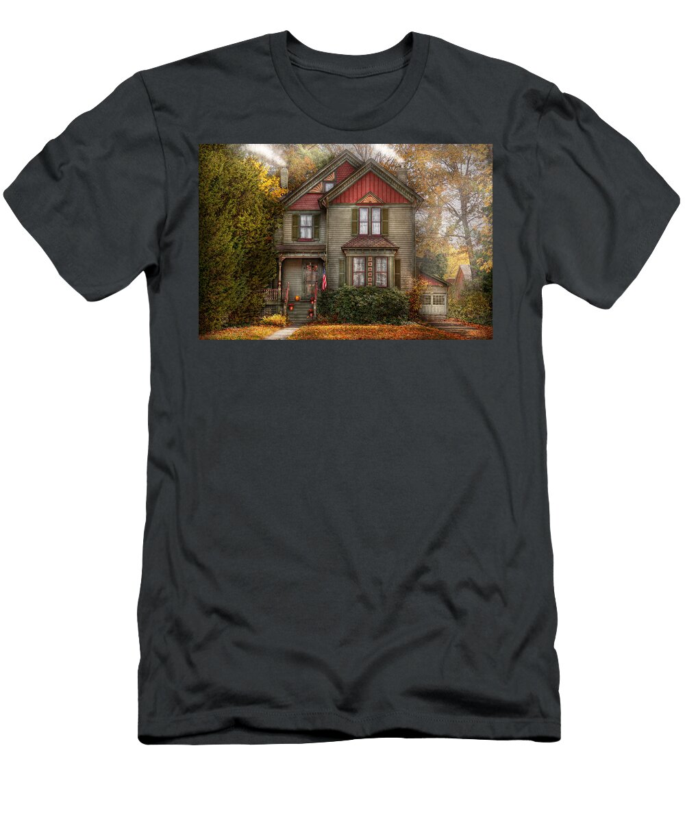 Victorian Cranford Nj Only the Best Things Mike Savad T-Shirt