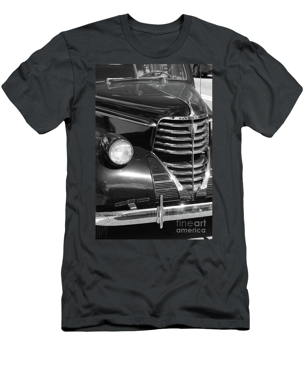 Vintage Oldsmobile Detail Christiane Schulze Art and Photography T-Shirt