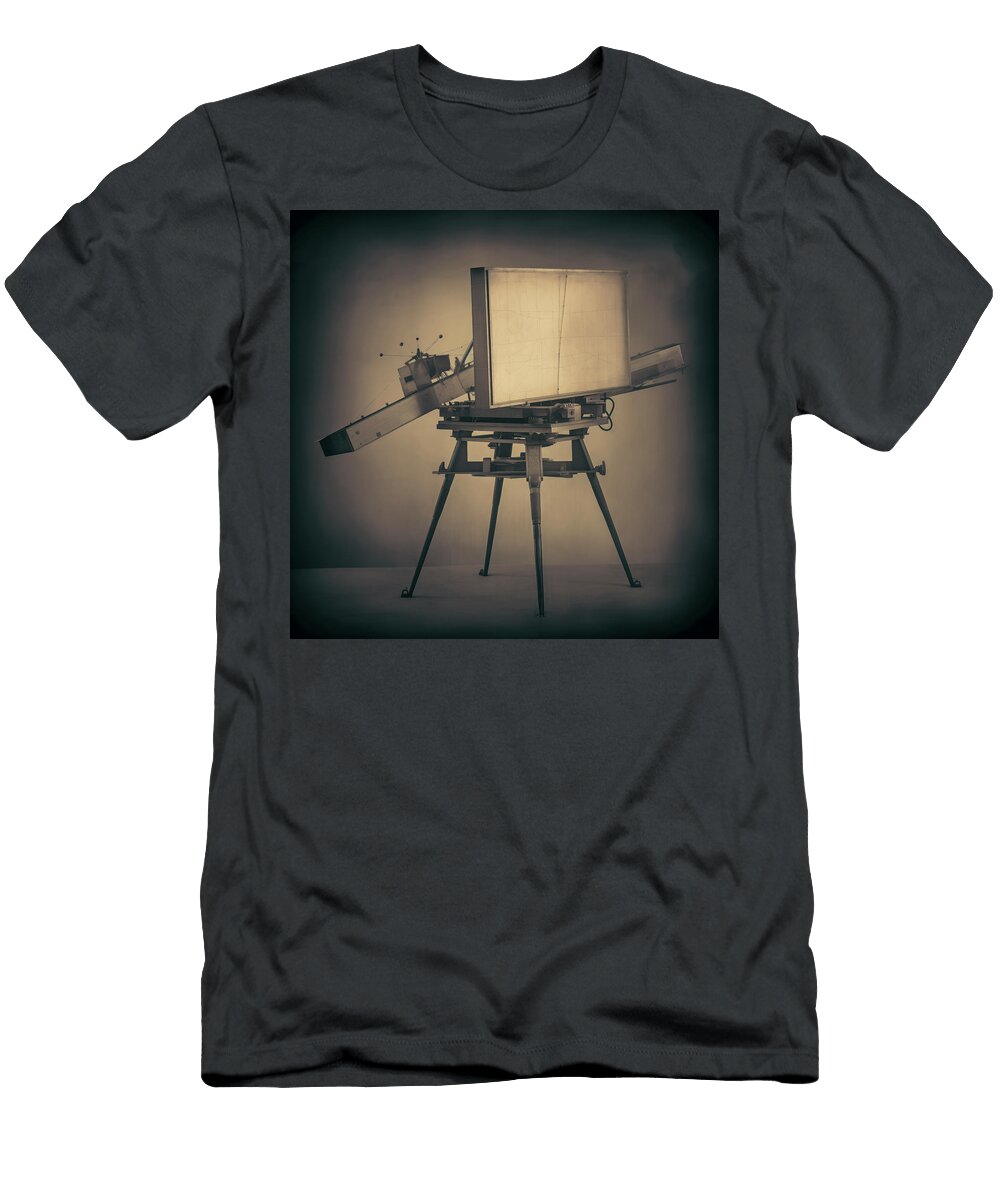 Vintage Radio Telescope Design Yo Pedro T-Shirt
