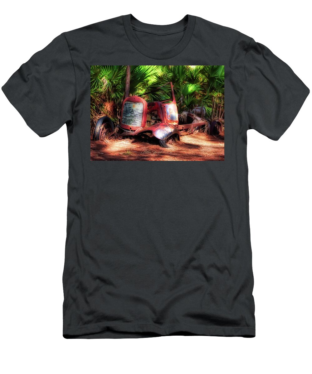 Vintage Rustic Truck Sinking Robin Amaral T-Shirt