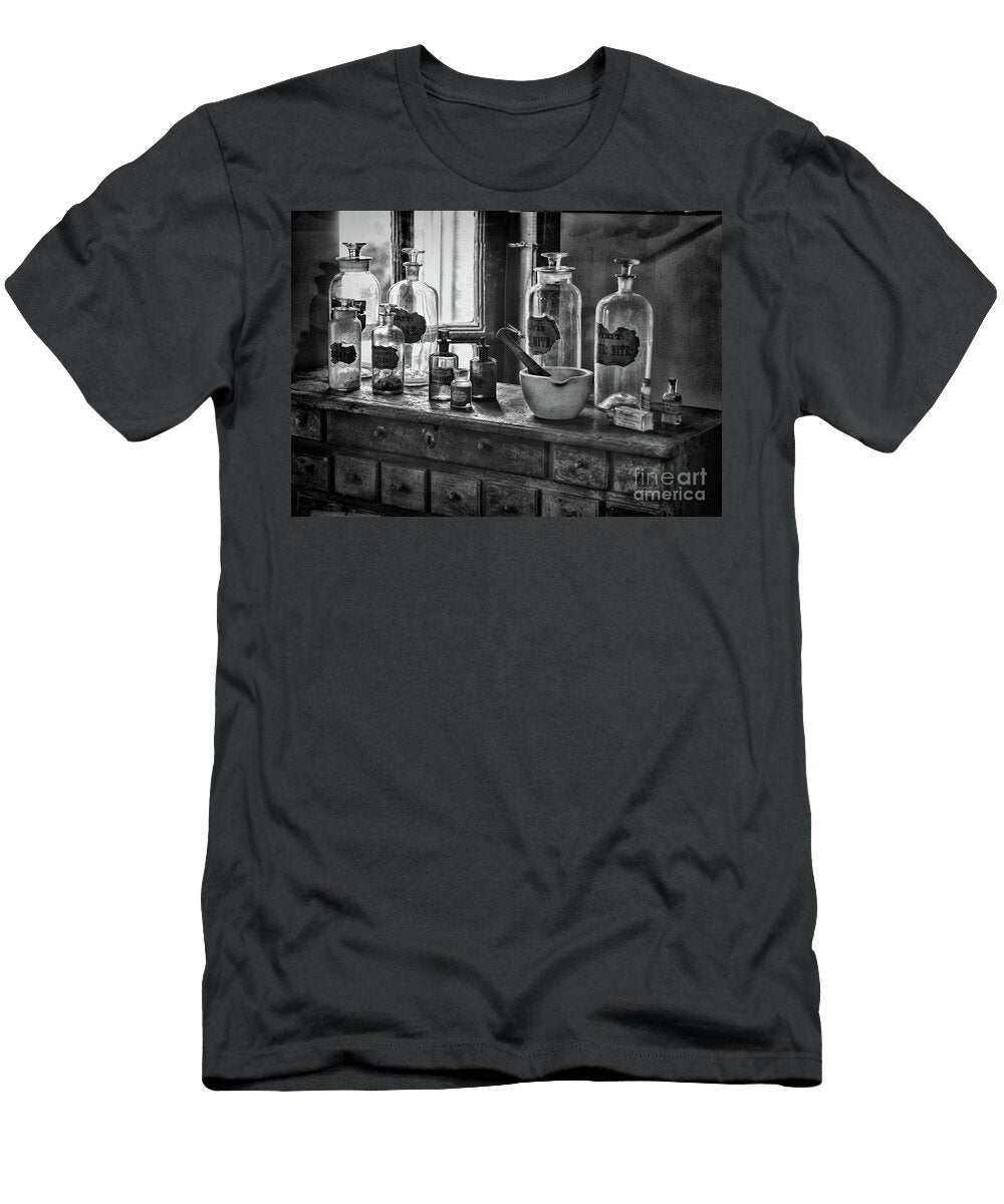 Vintage Top Shelf Pharmacy Black and White Paul Ward T-Shirt