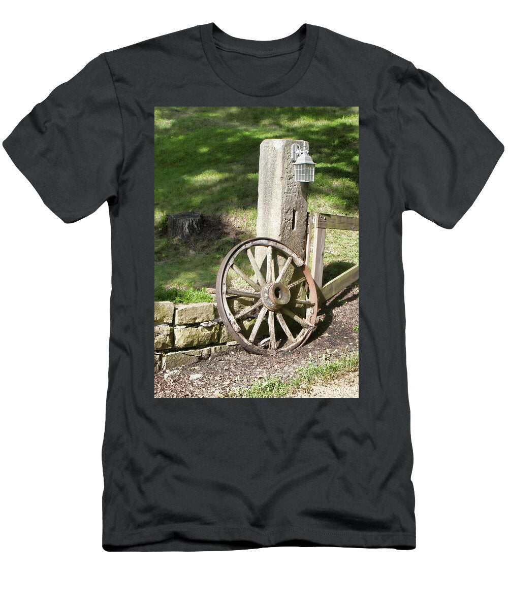 Wagon Wheel Phyllis Taylor T-Shirt