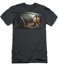 Wheel Grille and Headlamps of a Classic Car Visual Motiv T-Shirt