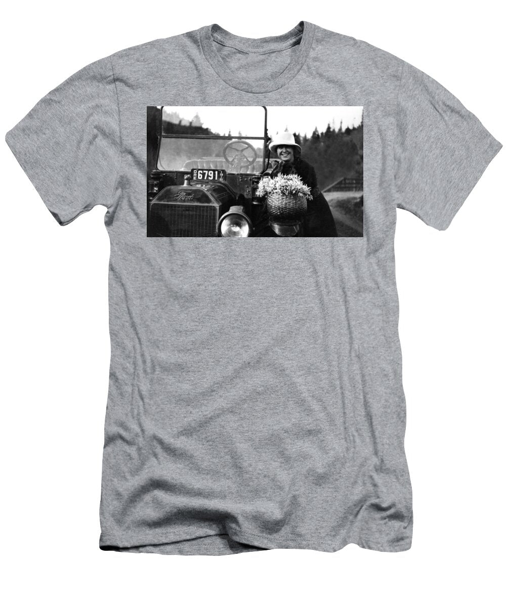 Woman Female Automobile Dog Basket Flowers 1916 Mark Goebel T-Shirt