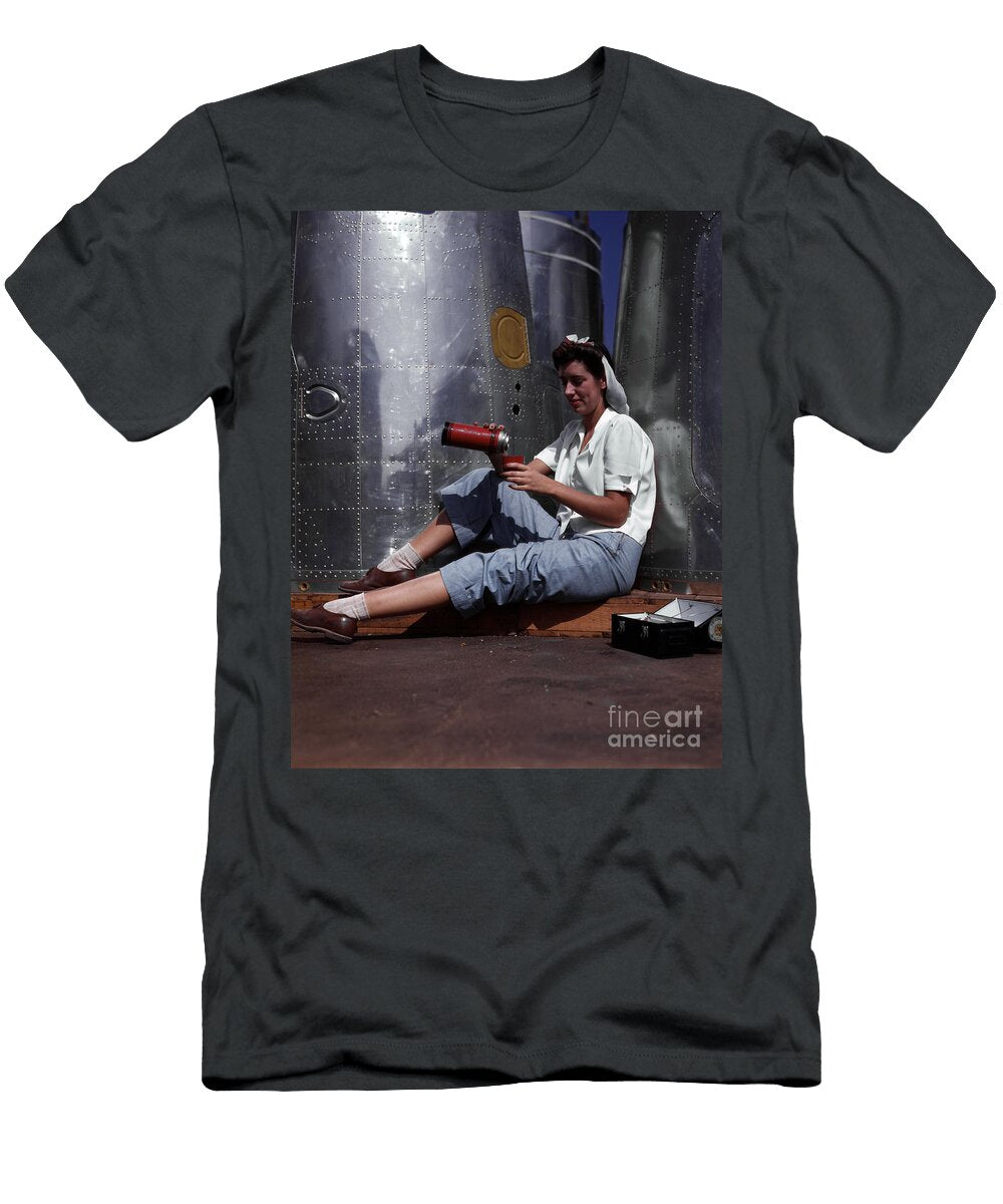 World War 2 Female Worker Lunch Sad Hill Bizarre Los Angeles Archive T-Shirt